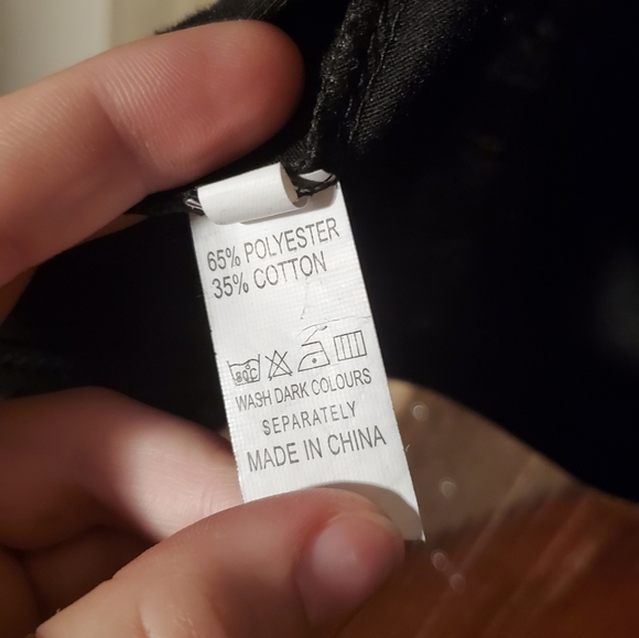 Black light weight sleeveless workout top - Picture 3 of 6